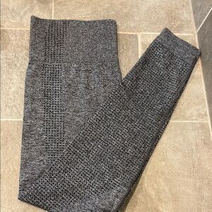 Women’s leggings Pants  Size Large inseam 25”